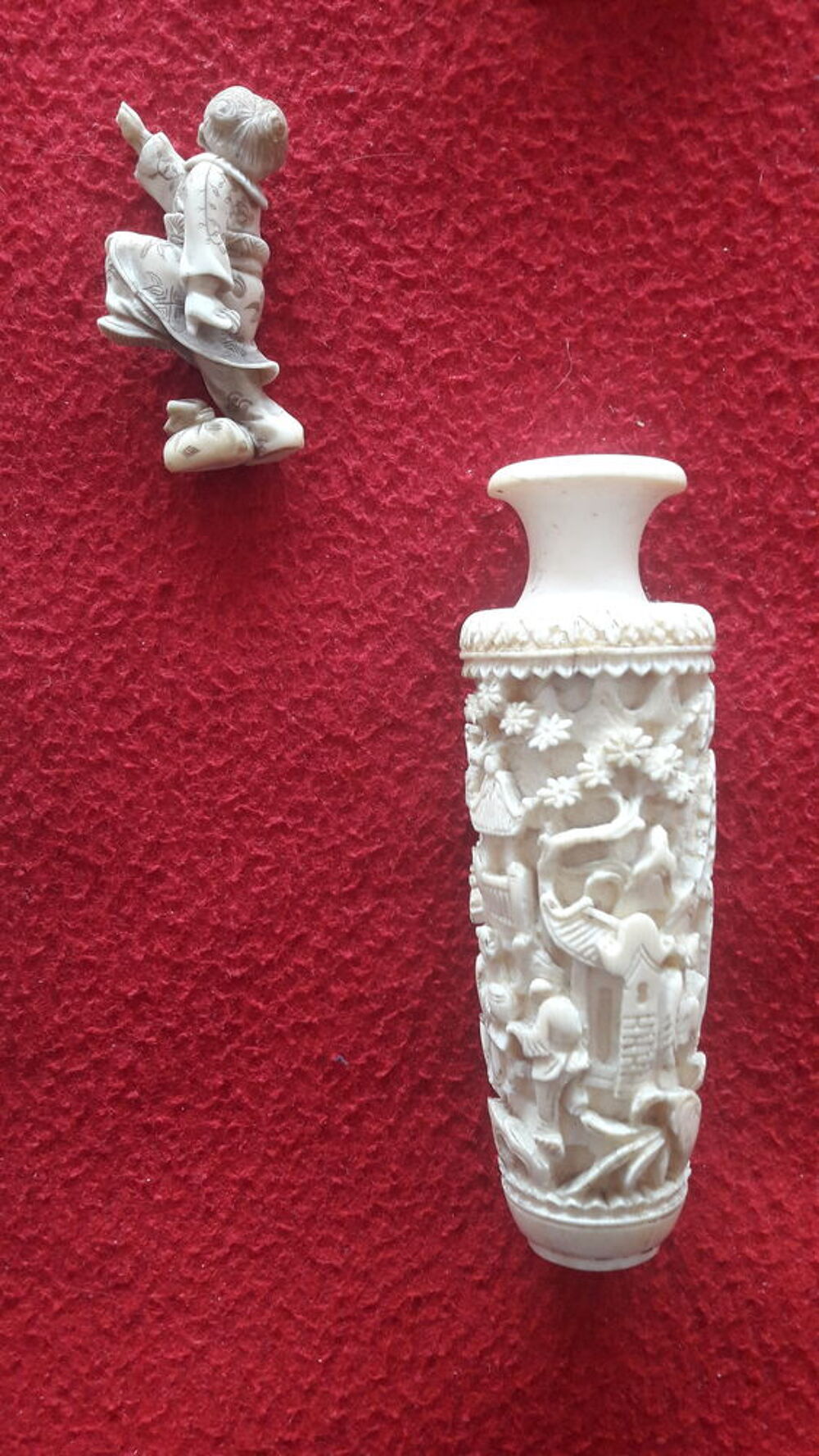 Lot d'objet asiatique sculpt&eacute; 
