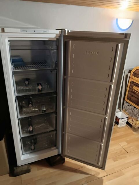 congélateur beko etat neuf 220 Gognies-Chaussée (59)