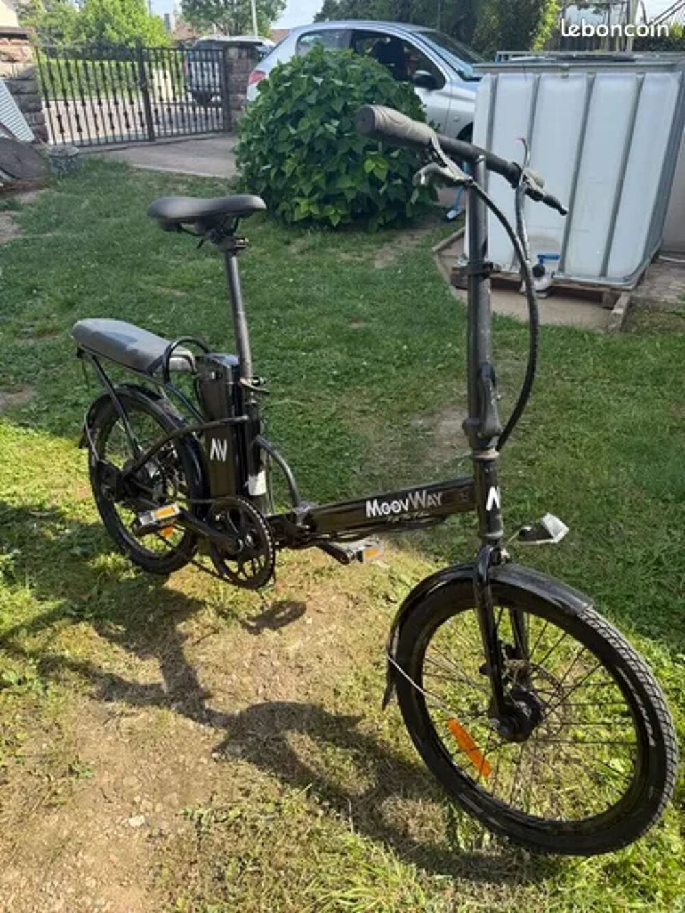 C&egrave;de v&eacute;lo &eacute;lectrique pliable,40 kms, &eacute;tat neuf Vélos