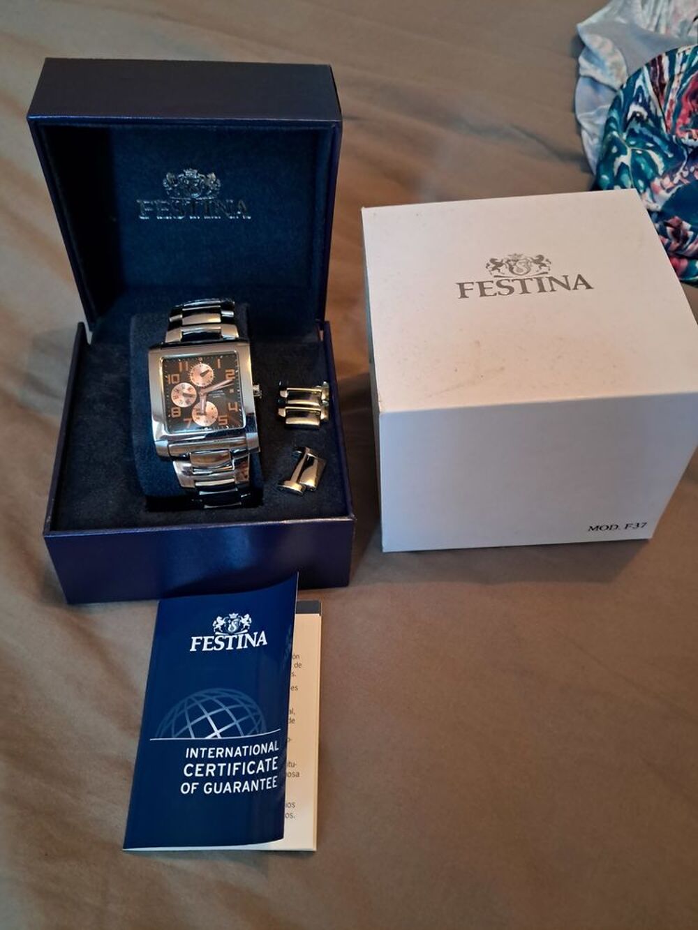 MONTRE HOMME FESTINA CADRAN ET BRACELET ACIER ETAT NEUF Bijoux et montres