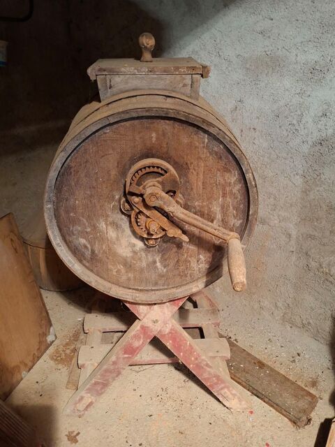 BARRATTE A BEURRE Saint-Cl�ment-sur-Valsonne (69)