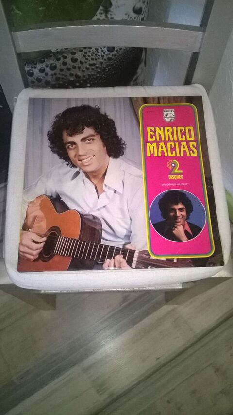 Vinyle Enrico Macias
Un grand amour
Double Album
Excellen 4 Talange (57)