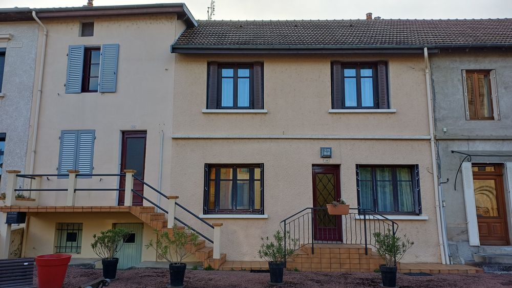 Maison 8 pièces 109 m² · à Céron · 109 m² · 125 000 €