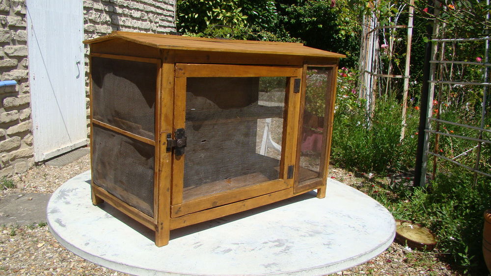 Ancien garde-manger - ann&eacute;es 1940 Meubles