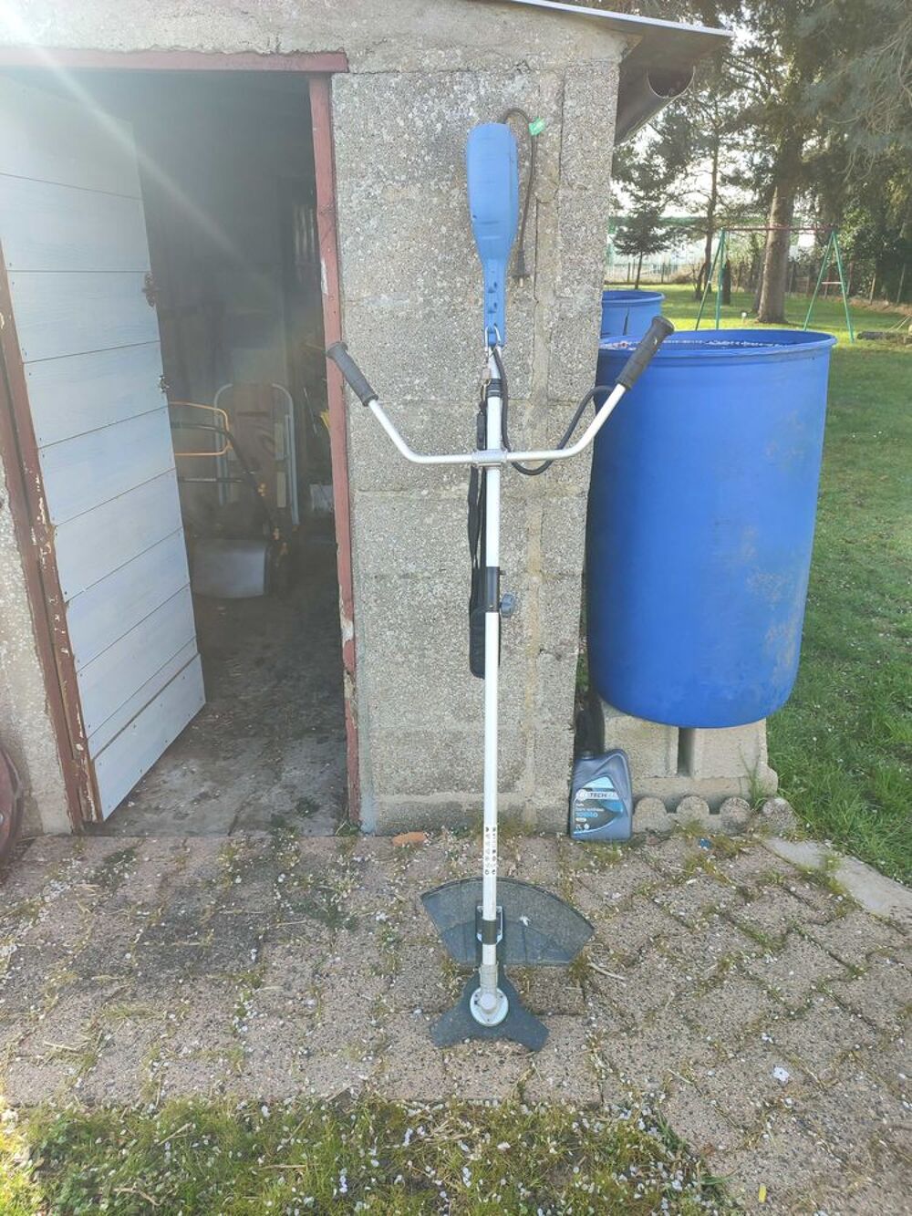 a+vendre+d&eacute;broussailleuse+Neuf Jardin