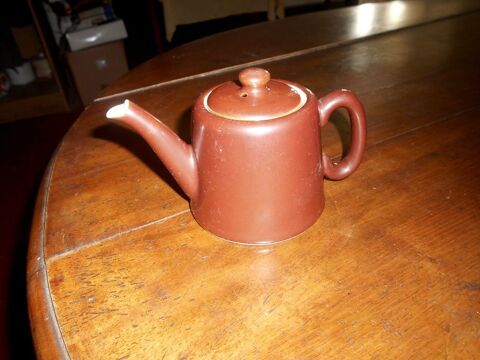 th�i�re marron bistrot (porcelaine) 7 Monflanquin (47)