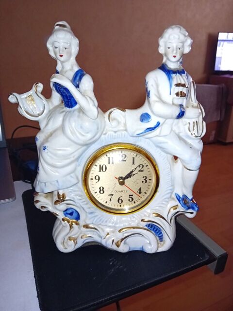 bibelot couple horloge 40 Rieupeyroux (12)