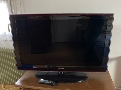 TV LED Samsung 40'' La Rochette (77)