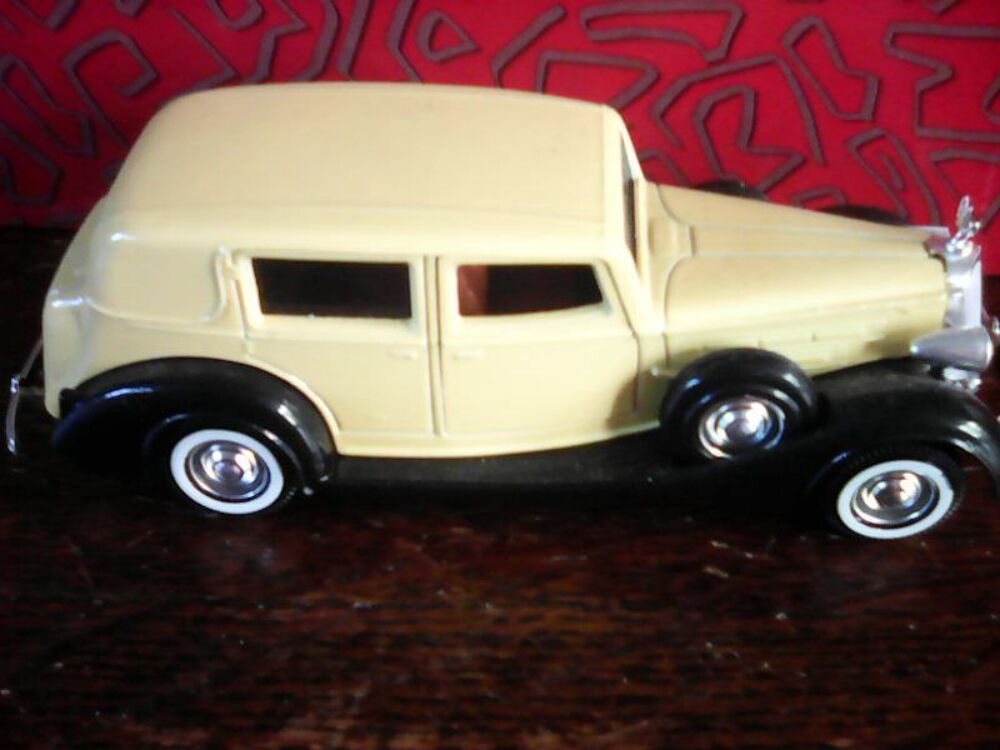 Voiture Packard 1937 1/43 Solido 