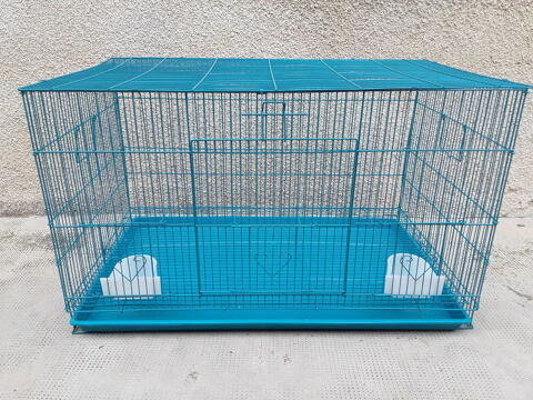 Cage  bleue  pour oiseaux ou petits rongeurs 35 13013 Marseille