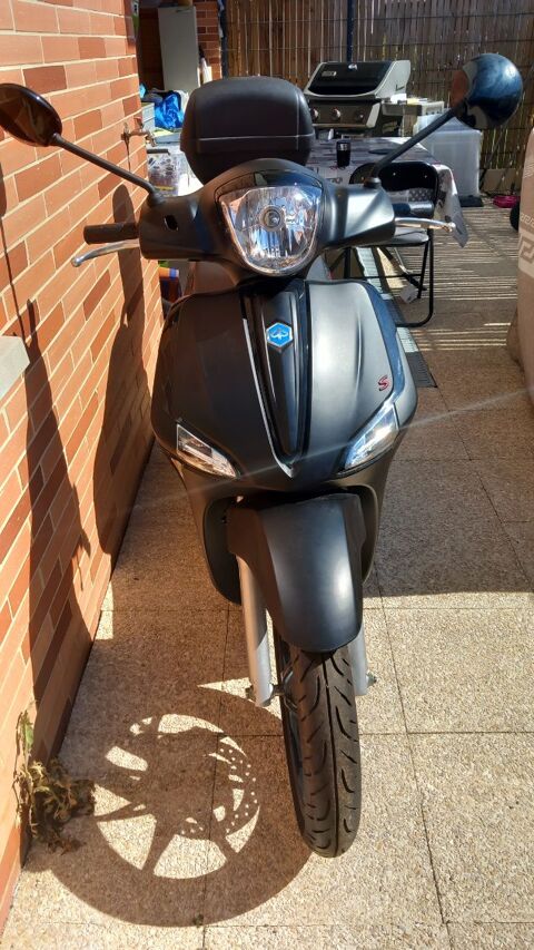 Scooter PIAGGIO 2023 occasion Lavaur 81500