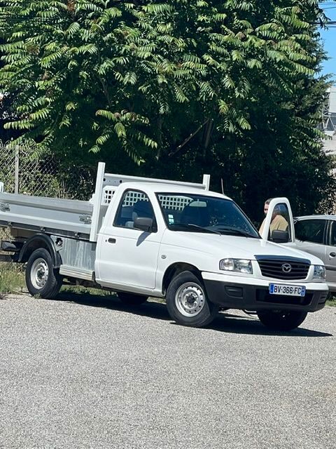 Mazda B 2500 B2500 BEN D DX 2005 occasion Bouc-Bel-Air 13320