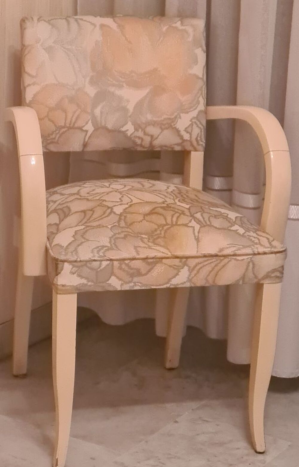 Commode + fauteuil Meubles