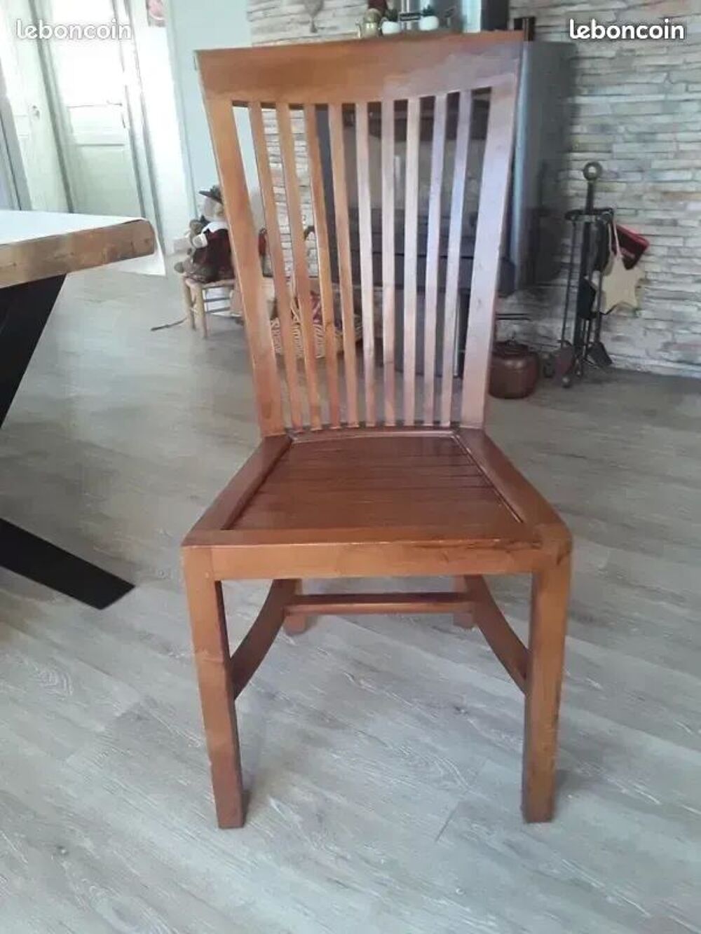 Lot 4 chaises palissandre - de qualit&eacute; - etat neuf Meubles