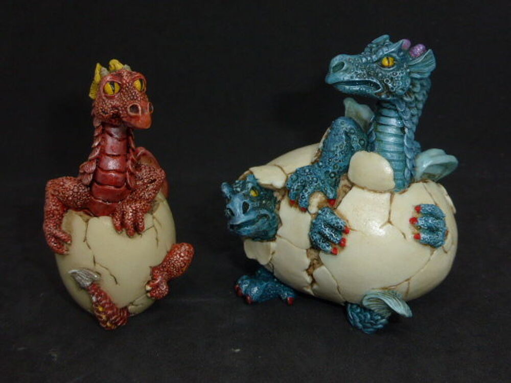 Lot 2 dragons en r&eacute;sine dans oeuf Décoration
