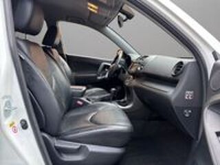 RAV 4 RAV4 150 D-CAT 4WD FAP Lounge A 2011 occasion 93390 Clichy-sous-Bois