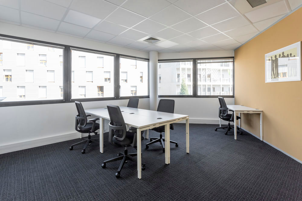   Espace de bureau privé pour 3 personnes à LYON, Gerland Lyon 7