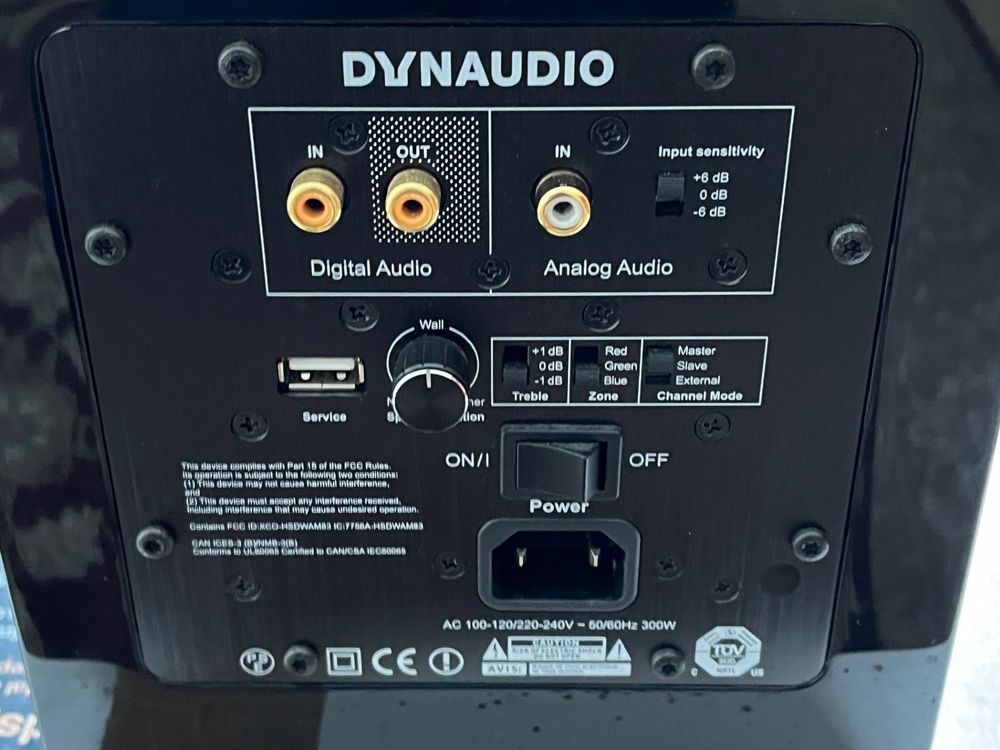 ENCEINTES ACTIVES DYNAUDIO FOCUS 20XD laqu&eacute;e noire Audio et hifi