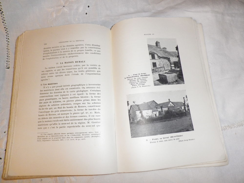 BRETAGNE-LE LANNOU-GEOGRAPHIE DE LA BRETAGNE-LIVRE ANCIEN XX Livres et BD