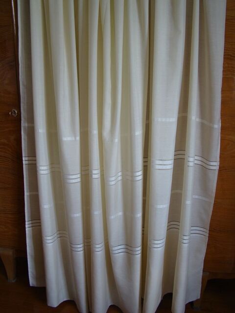 Rideau Voilage H. 3 m x L.3 m Broderie jour Venise NEUF
80 Gargenville (78)