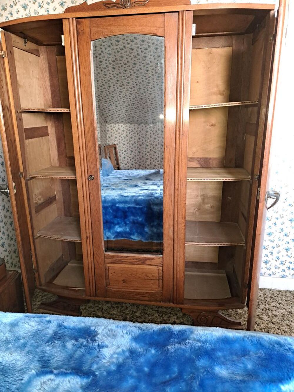 Chambre &agrave; coucher (adultes) compl&egrave;te &agrave; r&eacute;cup&eacute;rer sur place Meubles