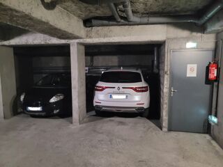  Parking / Garage à louer 10 m² Lyon