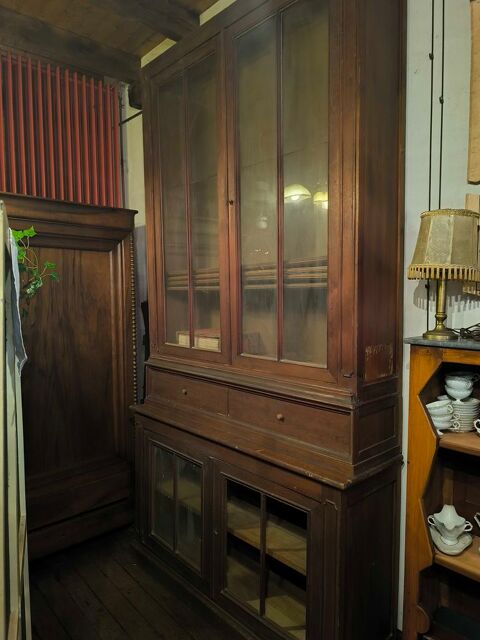 biblioth�que deux corps 350 Castets-en-Dorthe (33)