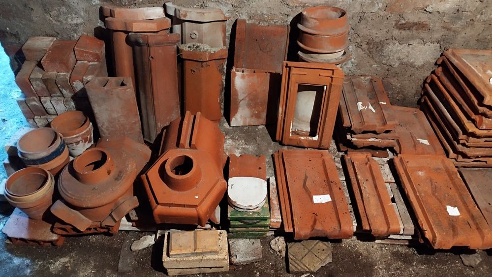 Briques,tuiles,carreaux, fa&icirc;ti&egrave;re. perrusson xx&egrave;me Bricolage