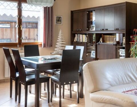 TABLE SALLE A MANGER PLATEAU VERRE+ 6 CHAISES 200 Annecy-le-Vieux (74)