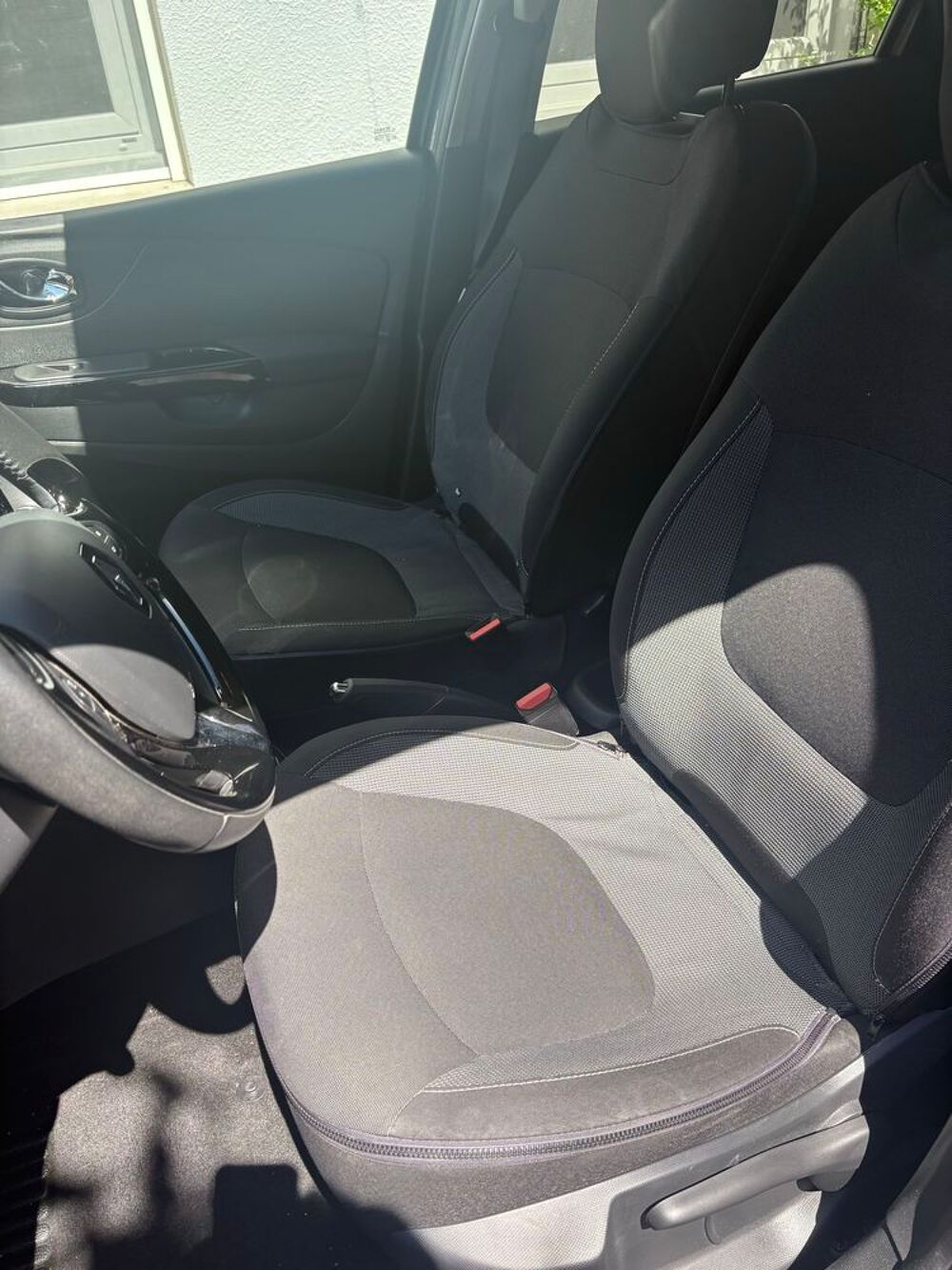 Captur TCe 120 Energy E6 Intens EDC 2013 occasion 30000 N&icirc;mes