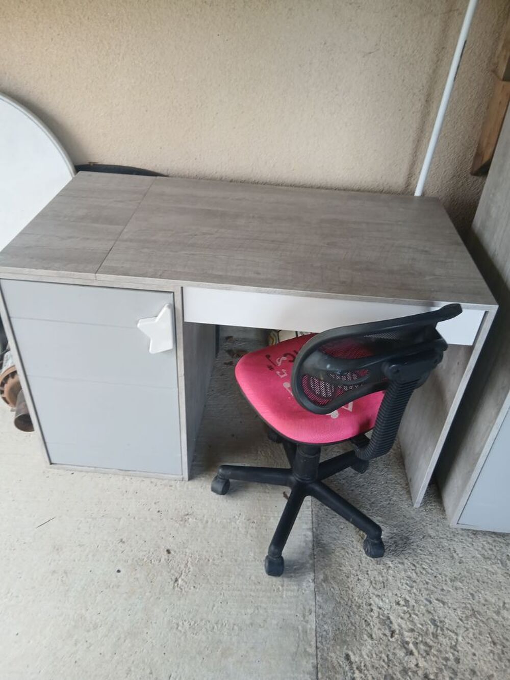 Armoire et bureau enfant Mobilier enfants