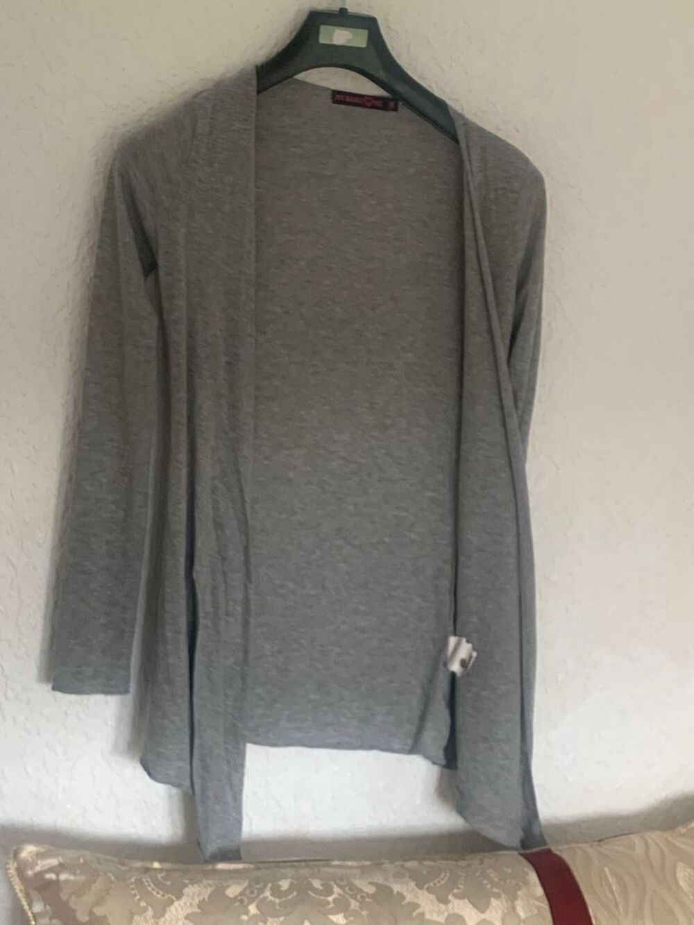 Gilet Long gris clair Marque Jennyfer /Taille M / Occasion Vêtements