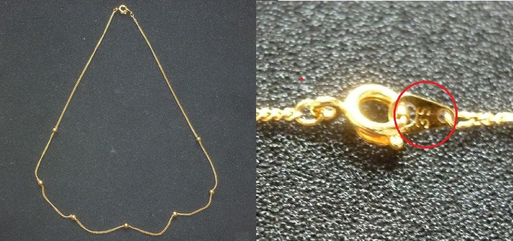 BIJOUX fantaisie collection DAMART : Lot de 3 colliers dor&eacute;s Bijoux et montres