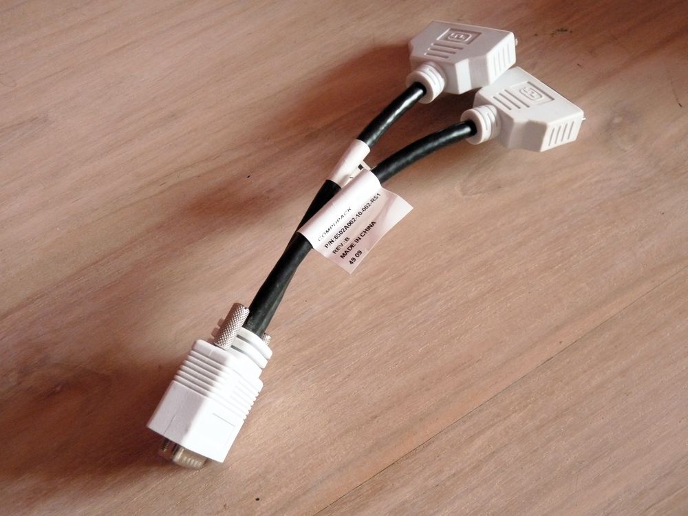C&acirc;ble adaptateur CompuPack DMS-59 vers 2 DVI-I ? double &eacute;cra Matériel informatique