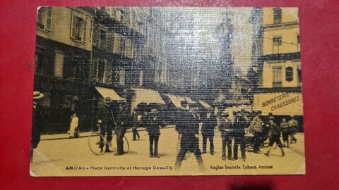 cpa du 80 -AMIENS -PLACE GAMBETTA  ET HORLOGE DEWAILLY 8 Lucheux (80)