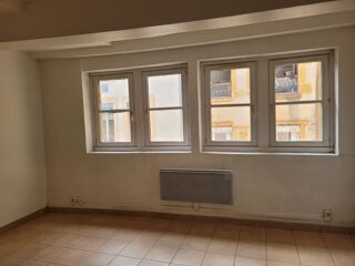  Appartement à louer 1 pièce 53 m² Lyon