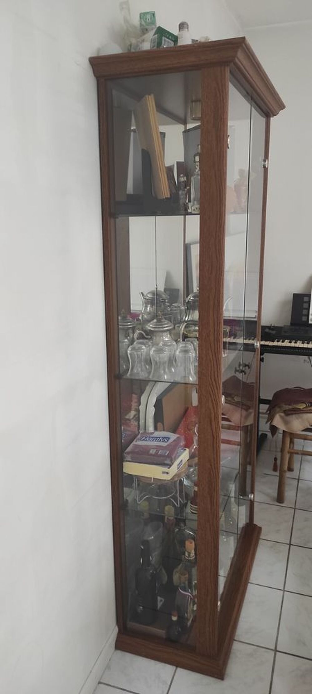 Vitrine en bois et verre Meubles