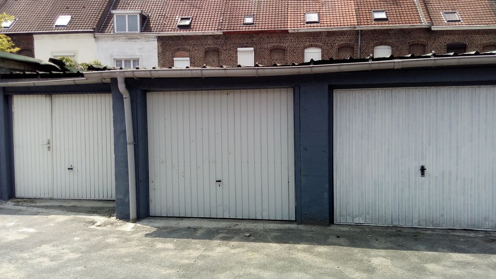 Location Parking/Garage Garage dans enclos fermé Roubaix