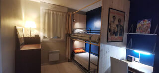  Appartement à louer 4 pièces 77 m²