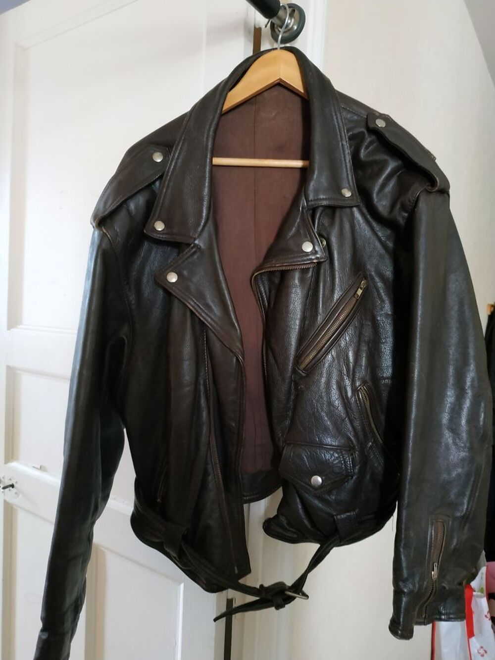 blouson perfecto cuir marron 60 euro Vêtements