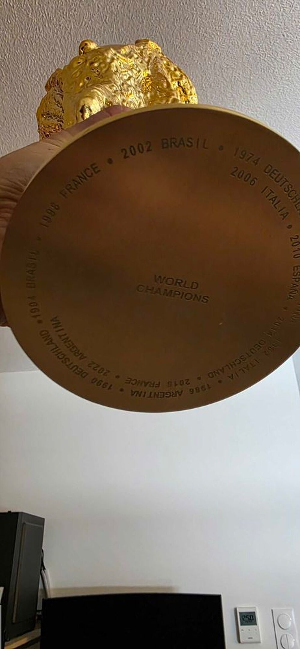 R&eacute;plique Troph&eacute;e Coupe du Monde de football 