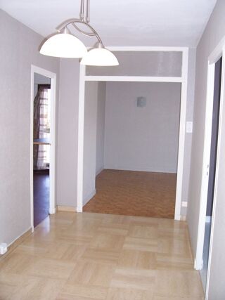 Location Appartement T3 avec box sécurisés   Libération Louise Michel Grenoble
