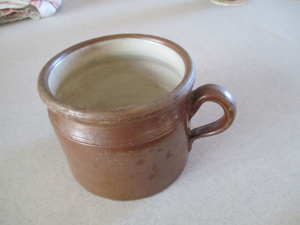Pot en gr&egrave;s Décoration