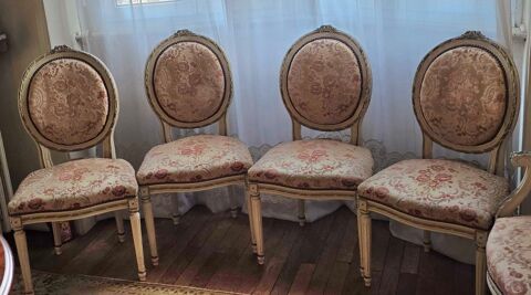 Chaises Louis XV m�daillons 300 Paris 13 (75)