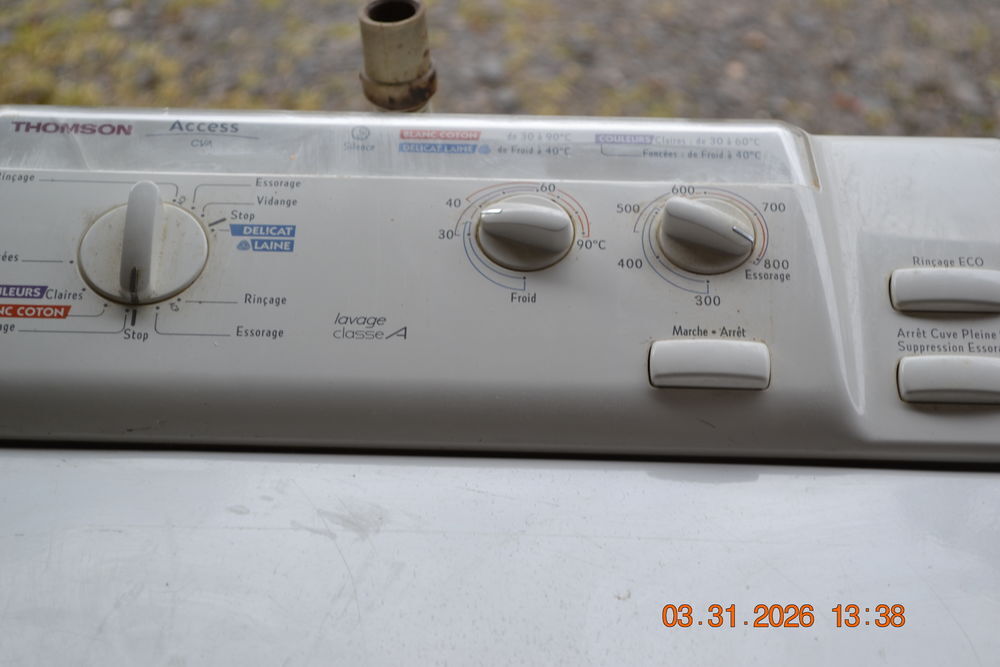 lave linge marque Thomson capacit&eacute; 4 kg tr&egrave;s bon &eacute;tat 
Electroménager