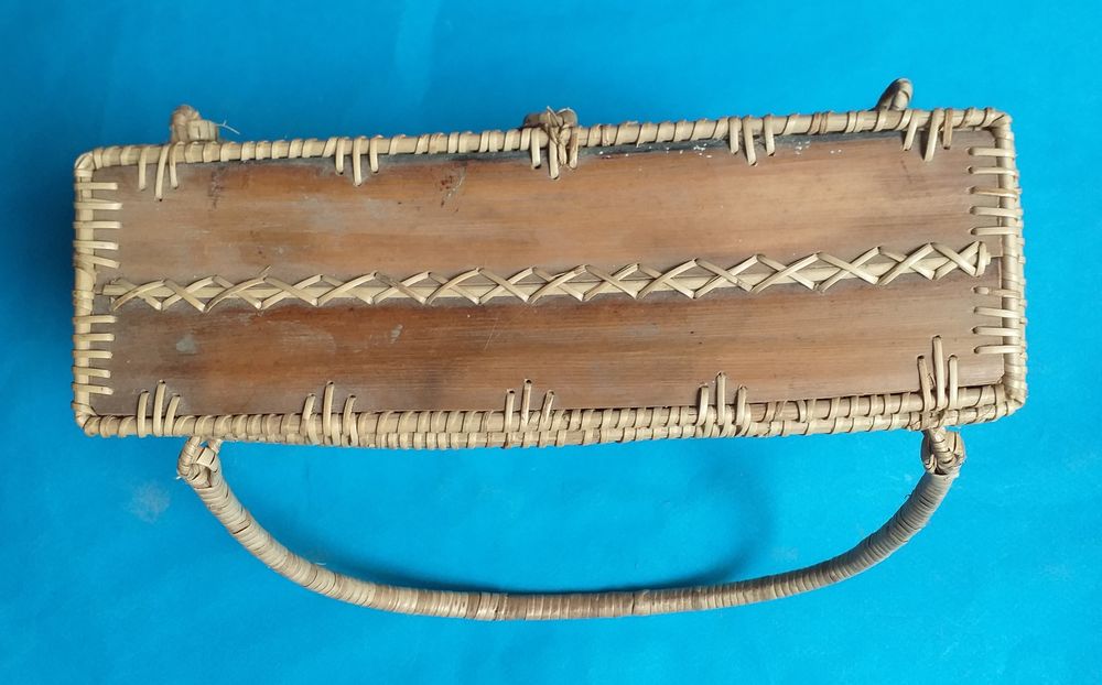 Sac &agrave; mains fantaisie, vintage en bois et rotin Maroquinerie