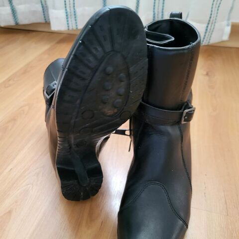 BOTTE DE MOTO 30 Villabé (91)