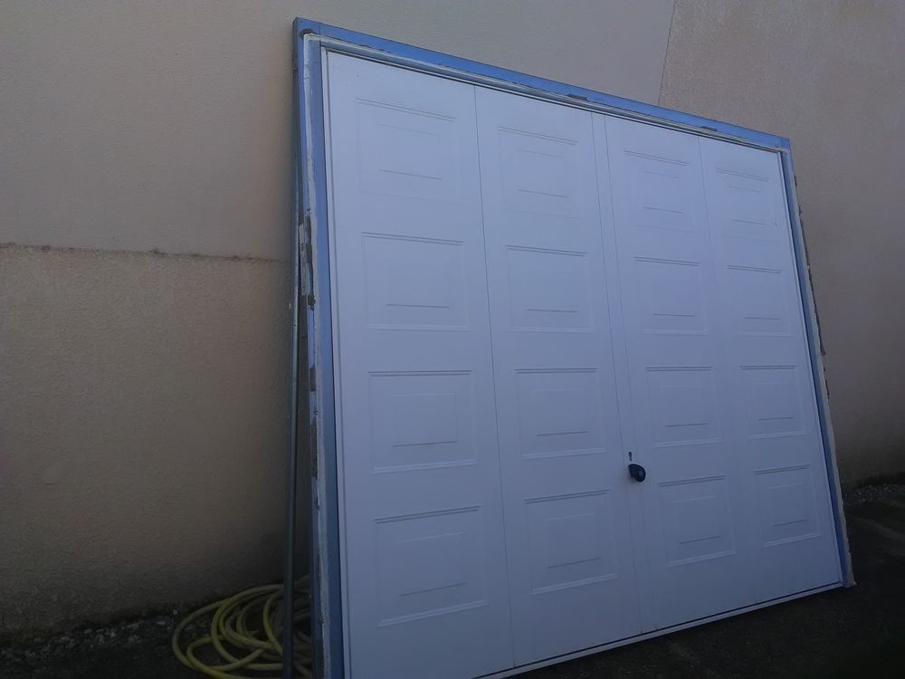 Portail de garage Jardin