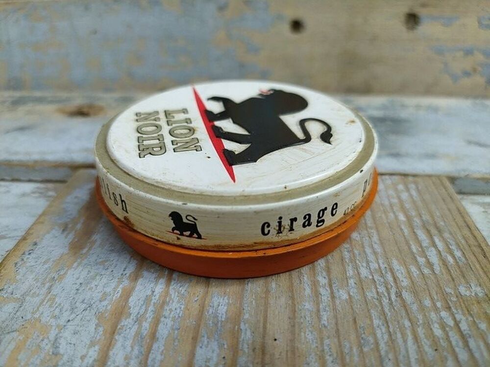 Anciennes Boites Publicitaires Cirage Lion Noir 
