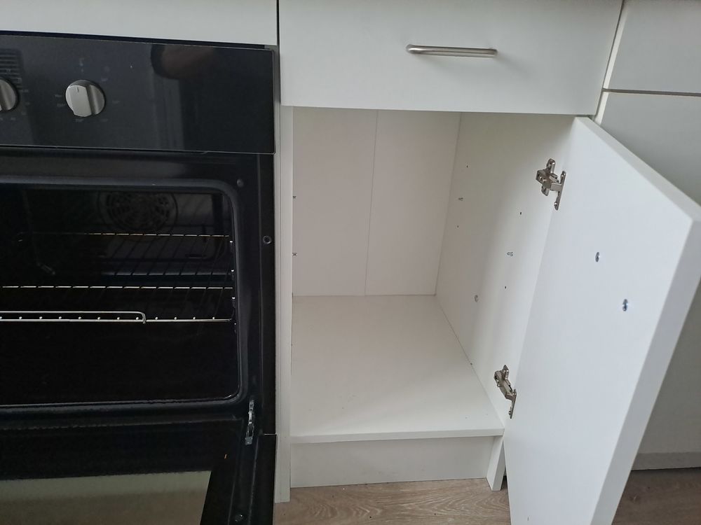 meuble bas +plan de travail+appareil electrique Electroménager
